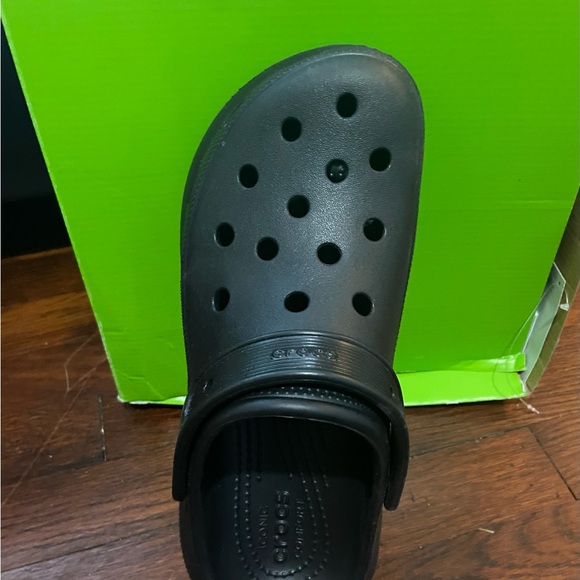 Women’s Crocs - Picture 2 of 2